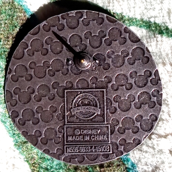 DISNEY NIGHTMARE BEFORE CHRISTMAS JACK SKELETON PIN - Picture 2 of 6